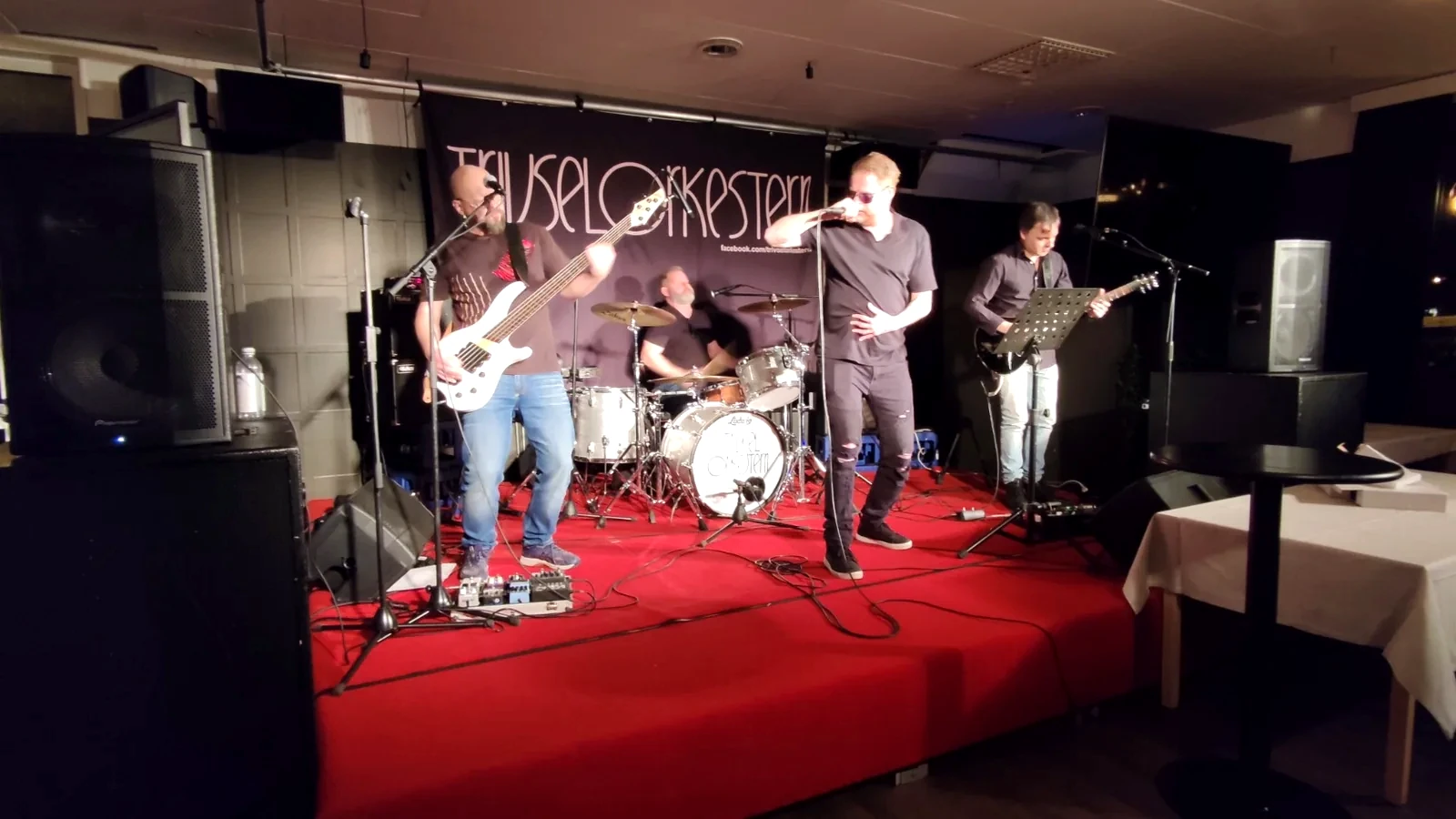 Långtidshyra av ljud och ljus för restaurang och nattklubb